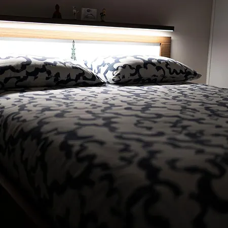 Serenity ゲストハウス ナポリ